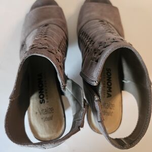 Sonoma Women's Brown Peep-Toe Shoes